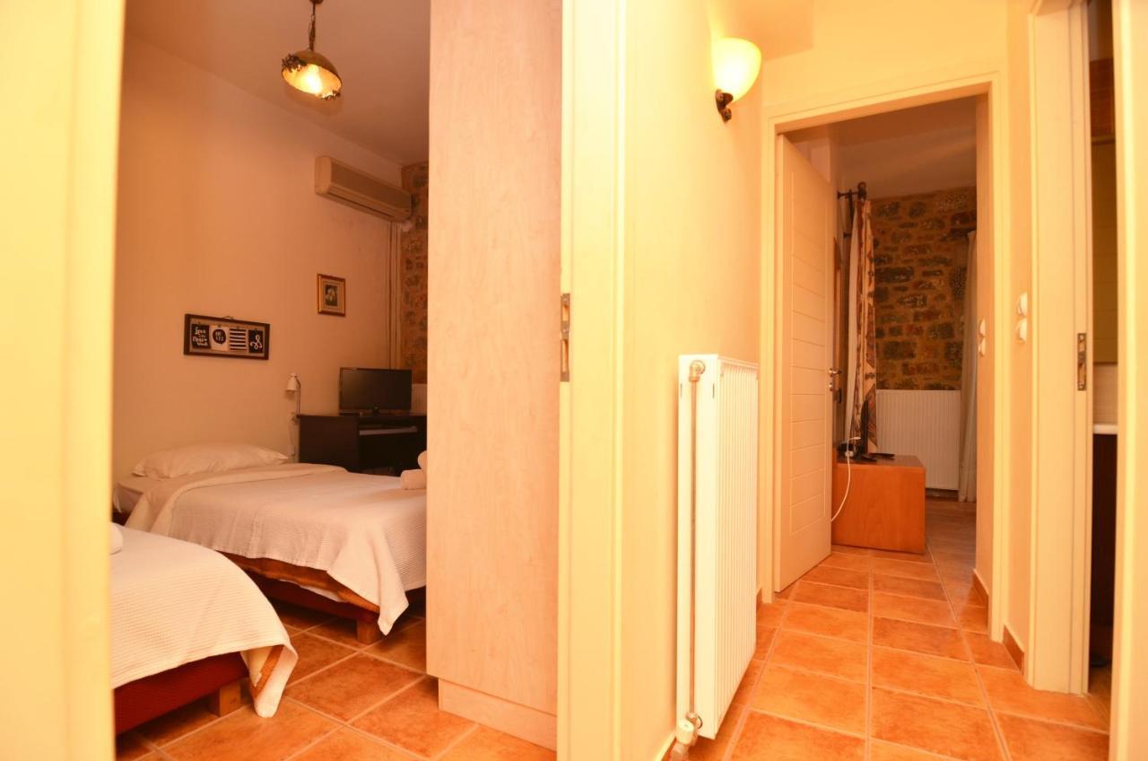 Sophia Limeni View Hotel อาเรโอโปลิส ภายนอก รูปภาพ