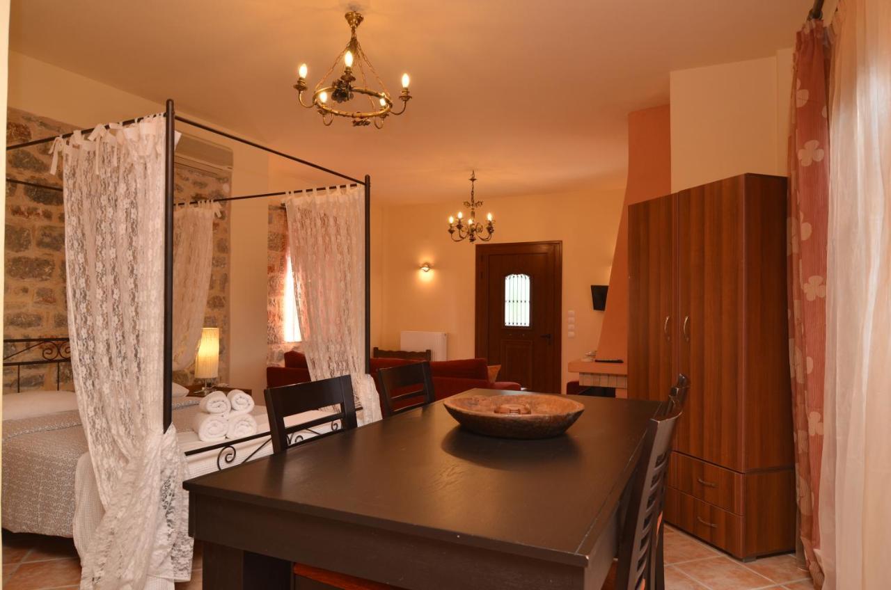 Sophia Limeni View Hotel อาเรโอโปลิส ภายนอก รูปภาพ